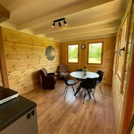Houten Natuurhuisje Met Hottub Chalet Vierakker